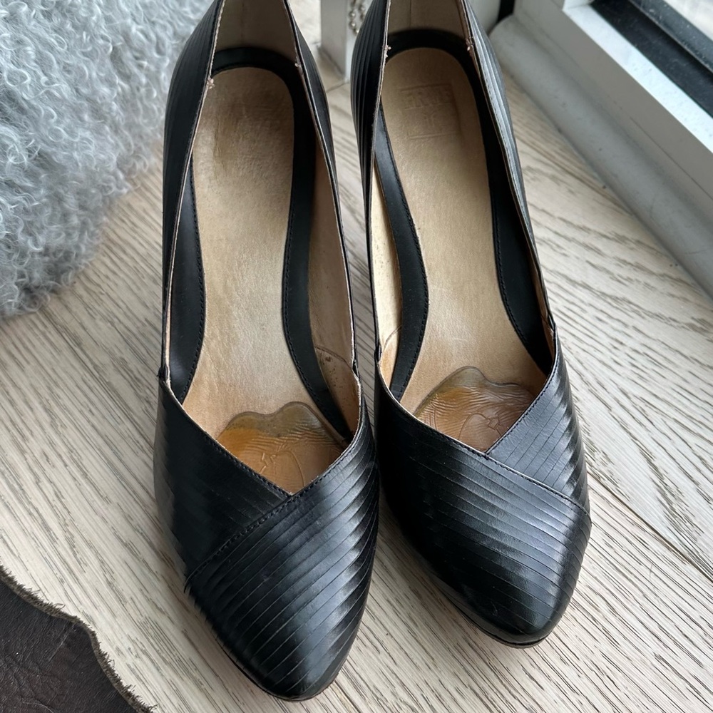 Freya Black Textured Leather Heels